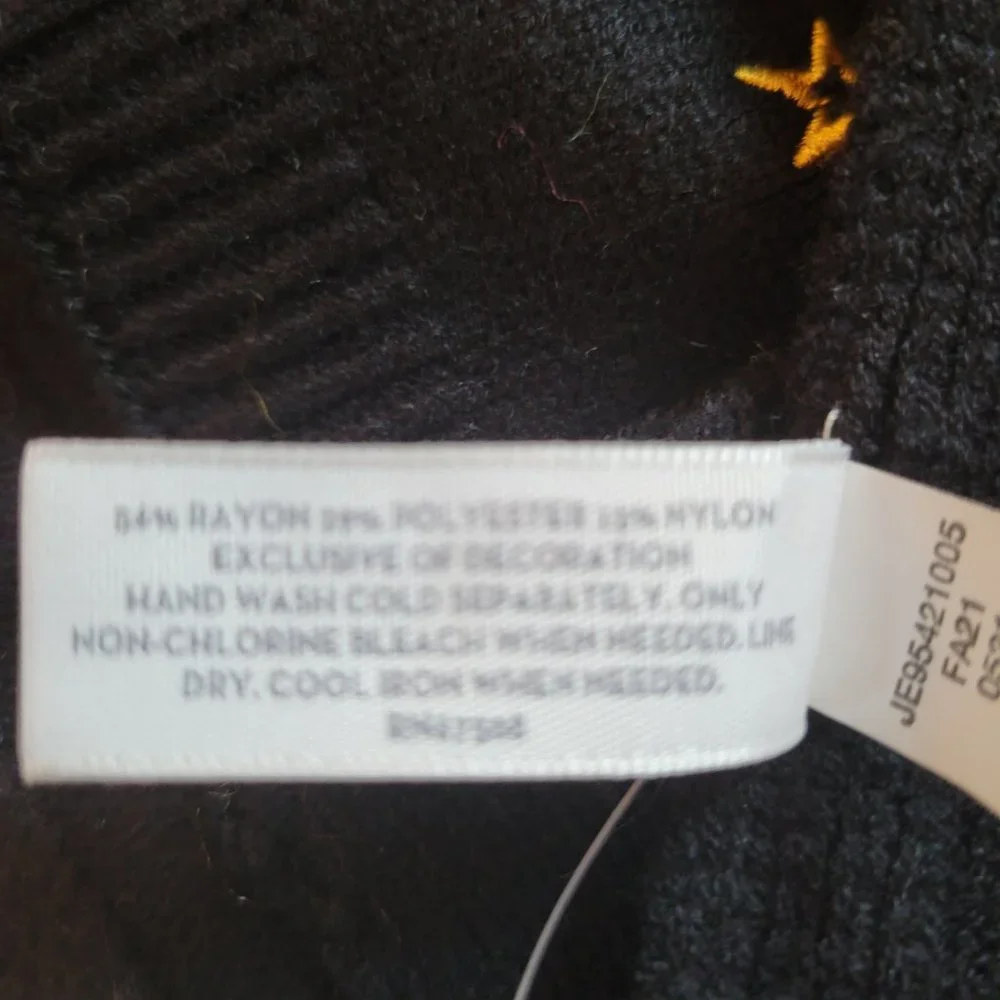 Jenni 2 Piece Black Scarf and Hat Set with Embroidered Gold Stars NWT - Picture 6 of 6